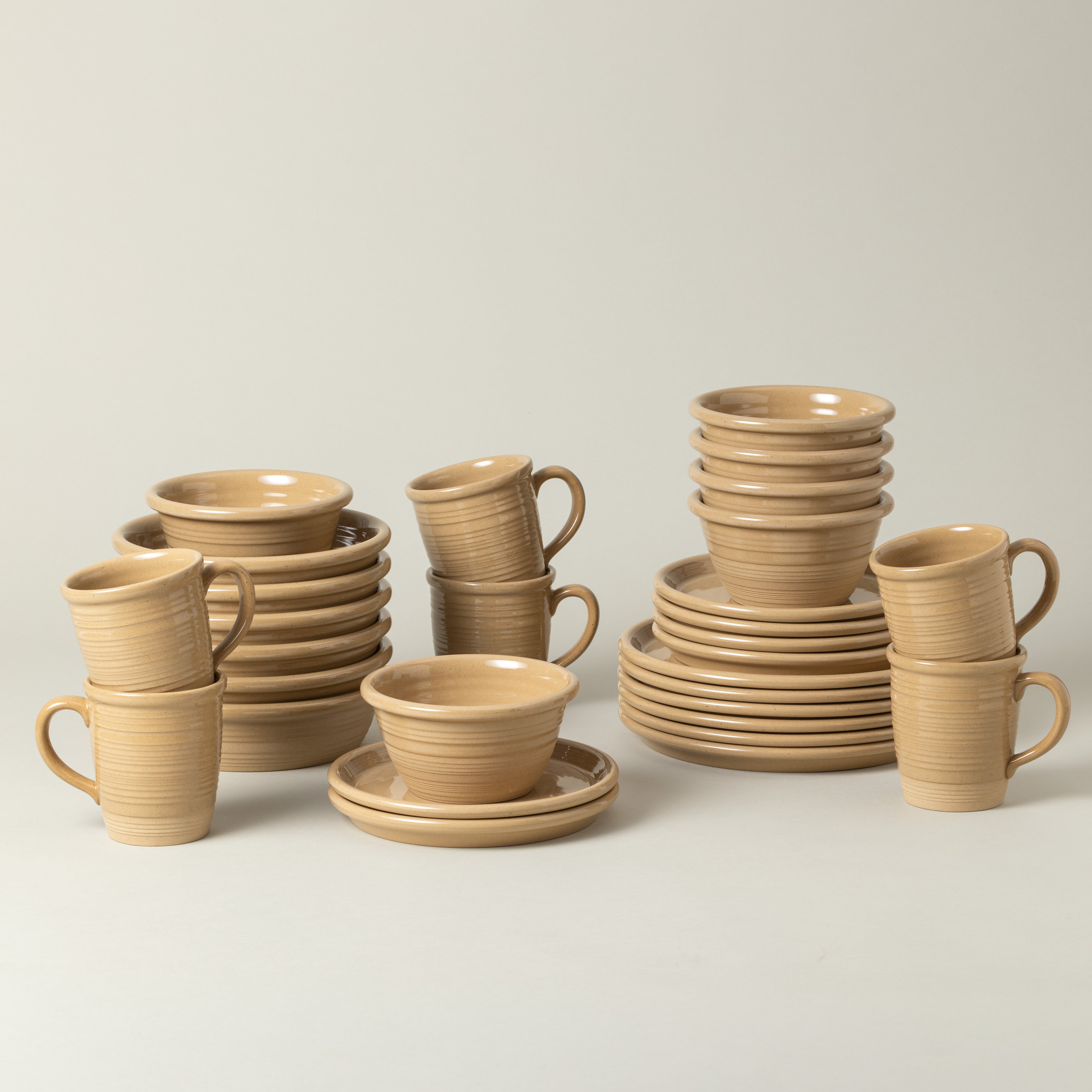 costa-nova-scotia-30-teiliges-geschirrset-braun-mit-becher image 1