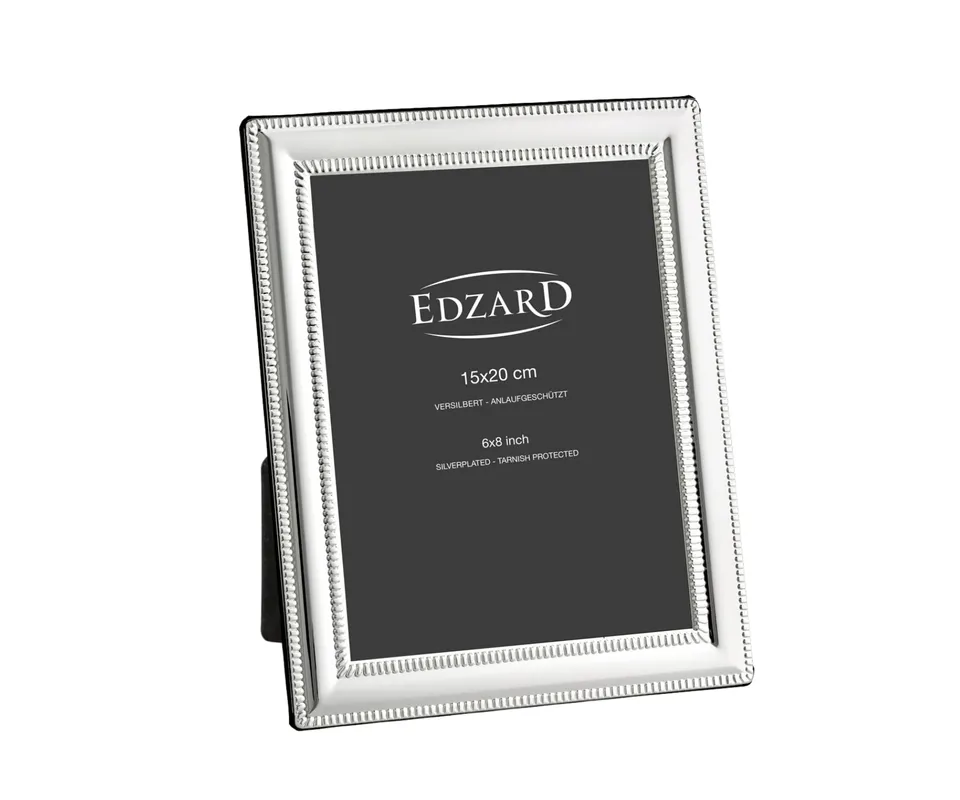 edzard-matera-bilderrahmen-15x20-versilbert-fotorahmen-gehammett image 1