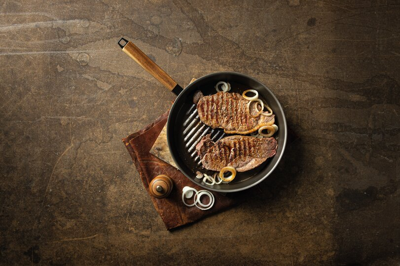beka-nomad-grillpfanne-eisen-28-cm-grau-rillen image 4