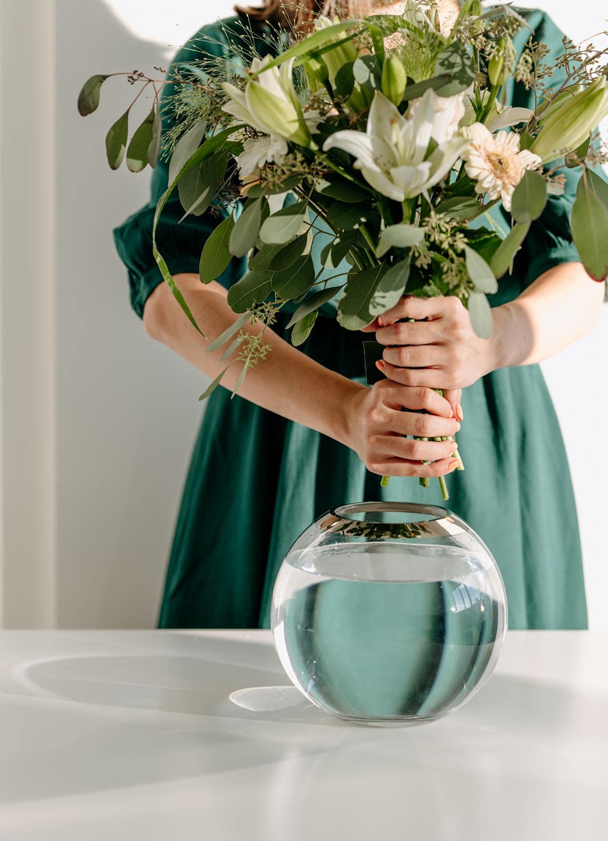 edzard-antonia-mirinde-kugelvase-kristallglas-platinrand-18-cm image 2