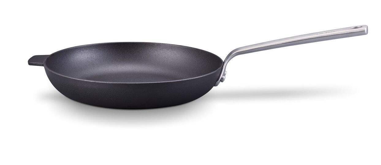 beka-stark-bratpfanne-28-cm-schwarz-gusseisen image 3