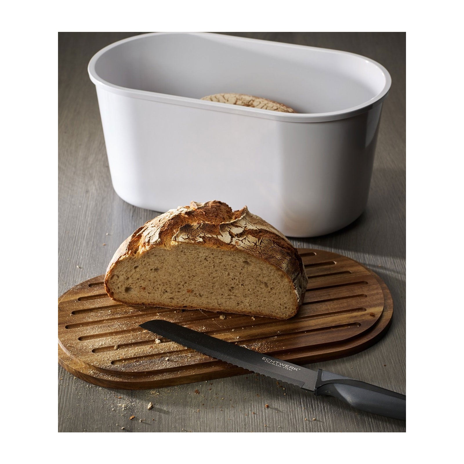 echtwerk-fresh-brotkasten-wei-mit-akazien-schneidebrett image 4