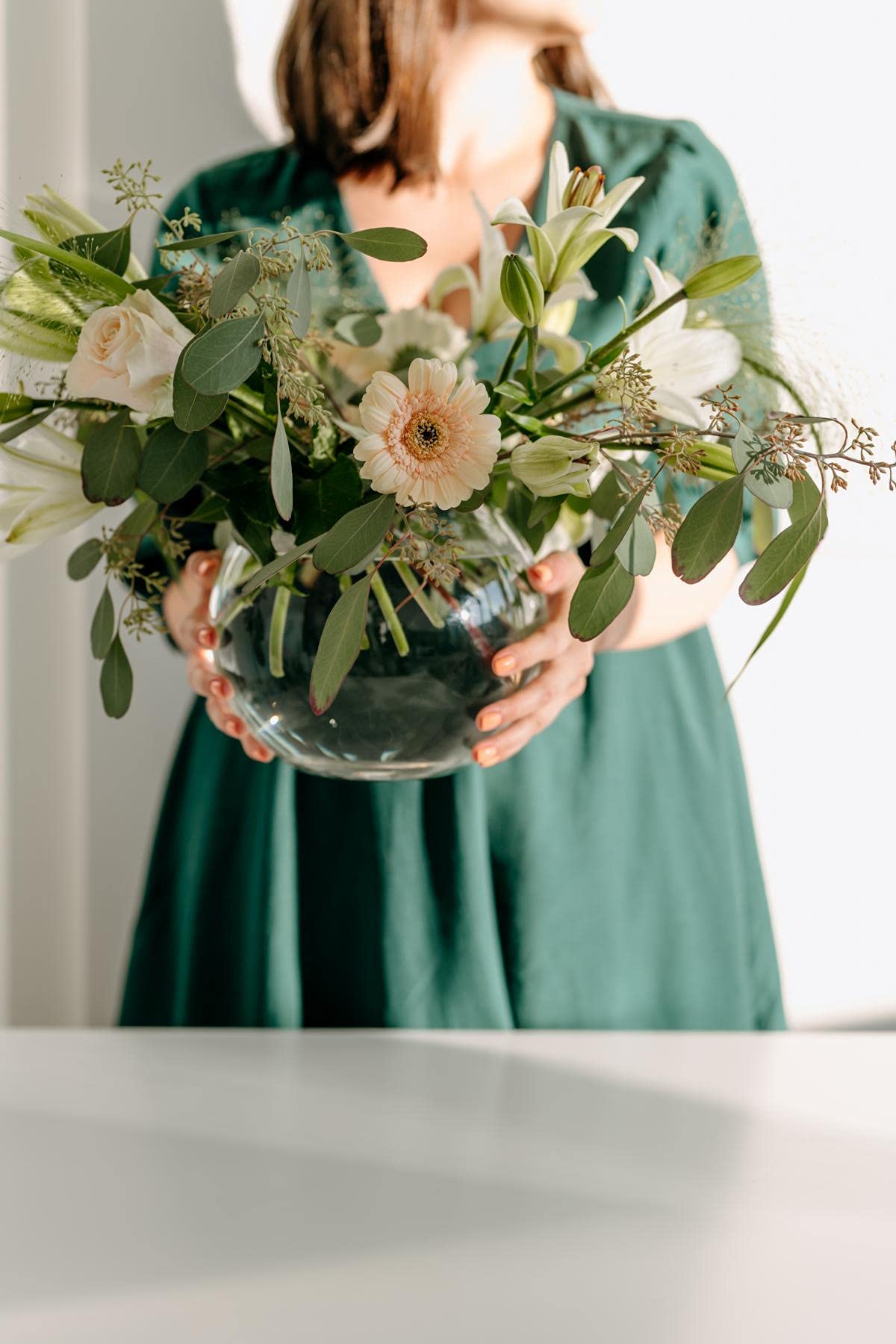 edzard-antonia-mirinde-kugelvase-kristallglas-platinrand-18-cm image 3