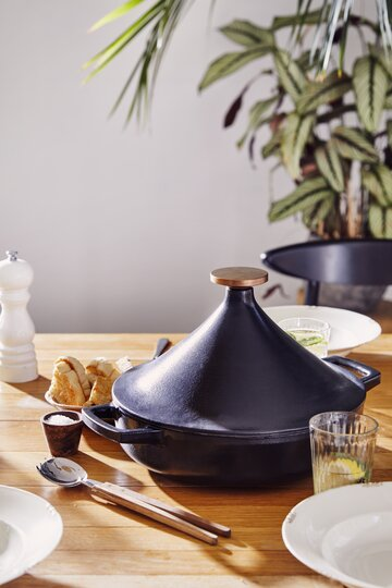 beka-nori-tajine-28-cm-schwarz-gusseisen image 4
