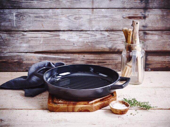 beka-nori-grillpfanne-28-cm-schwarz-gusseisen image 3
