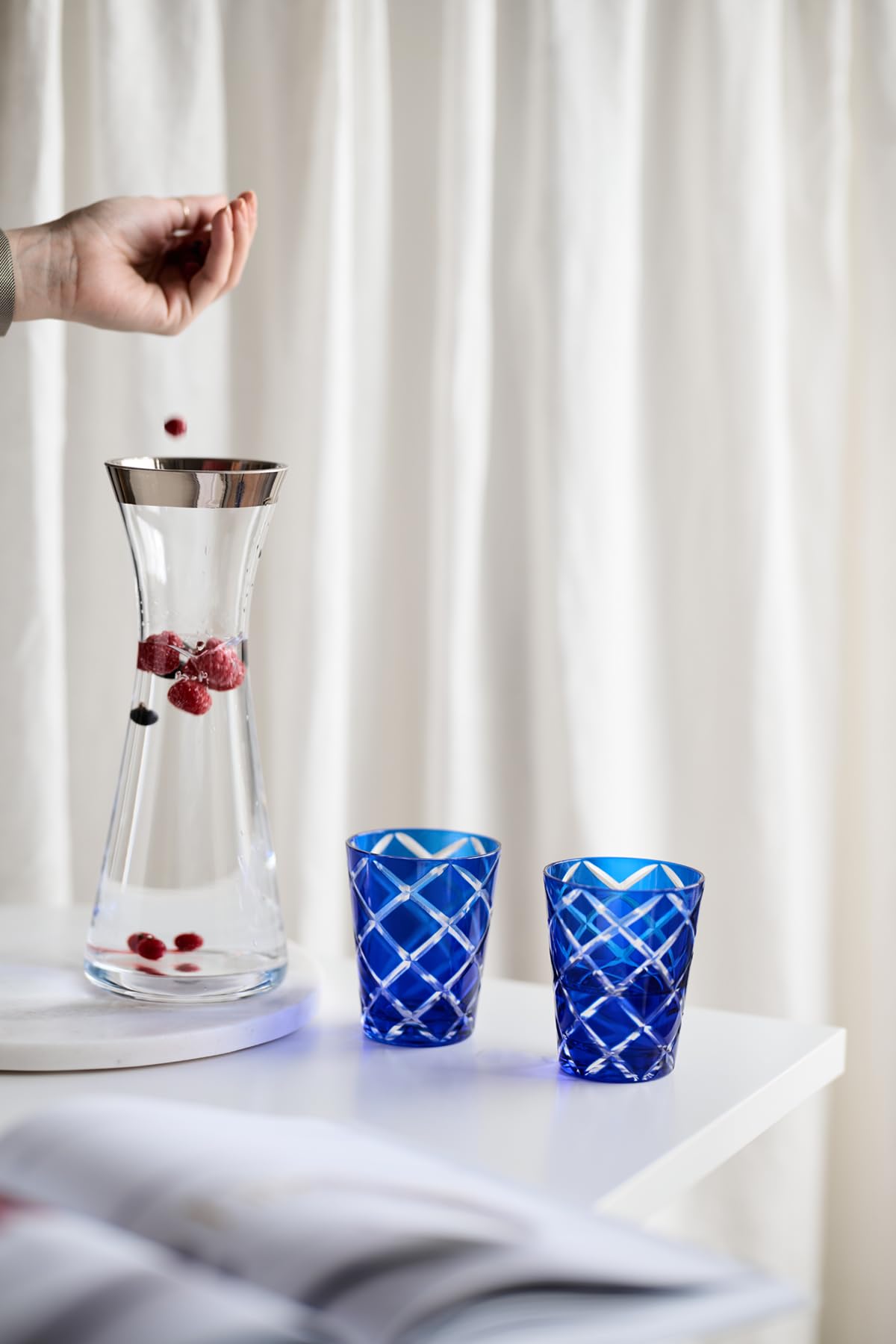 edzard-hendrik-karaffe-kristallglas-0-8-l-platinrand image 3