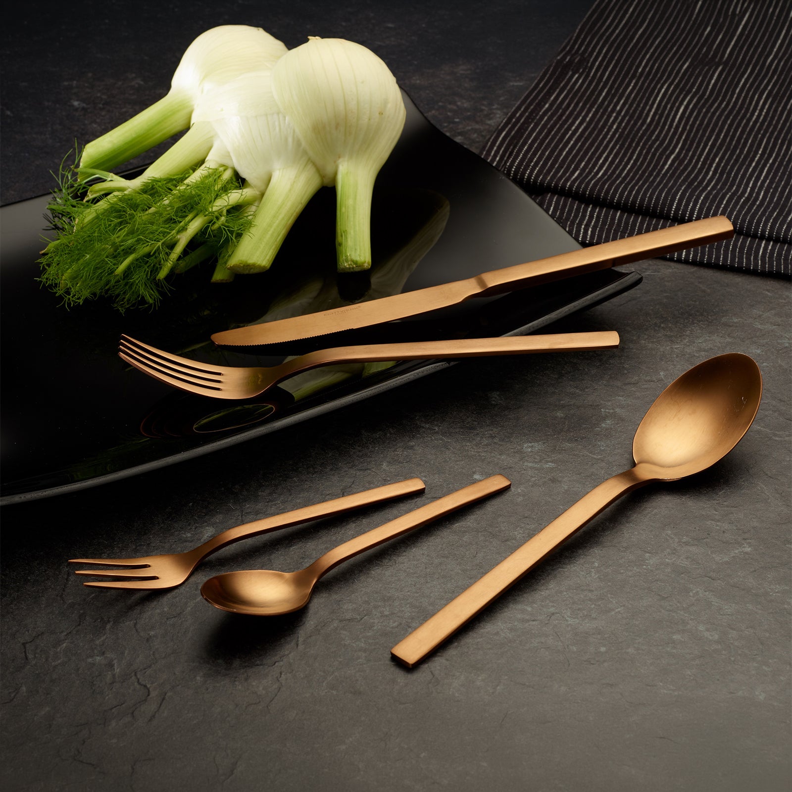 echtwerk-milos-besteckset-30tlg-bronze-edelstahl-18-10 image 3