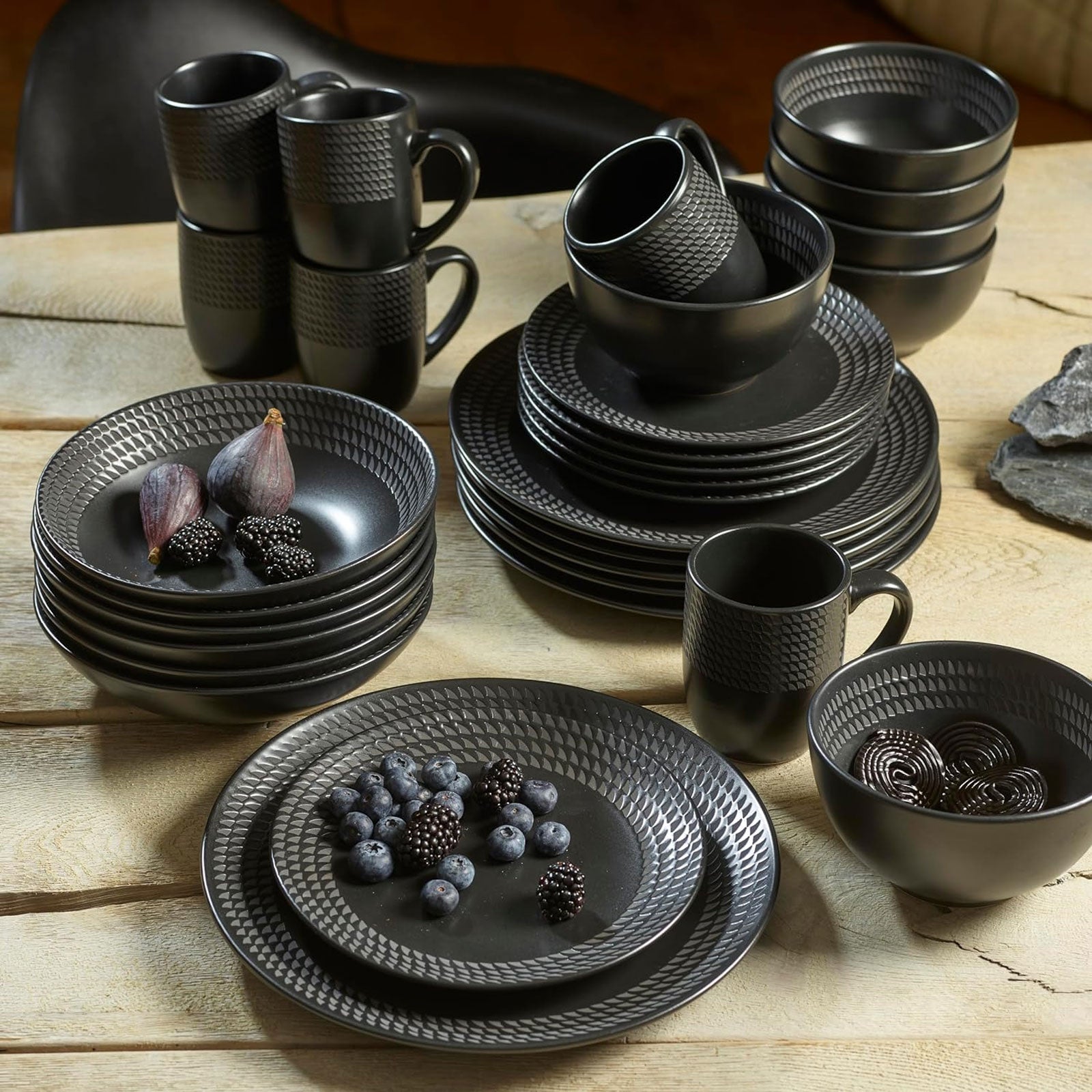 echtwerk-kombiservice-blackstyle-stoneware-30tlg image 7