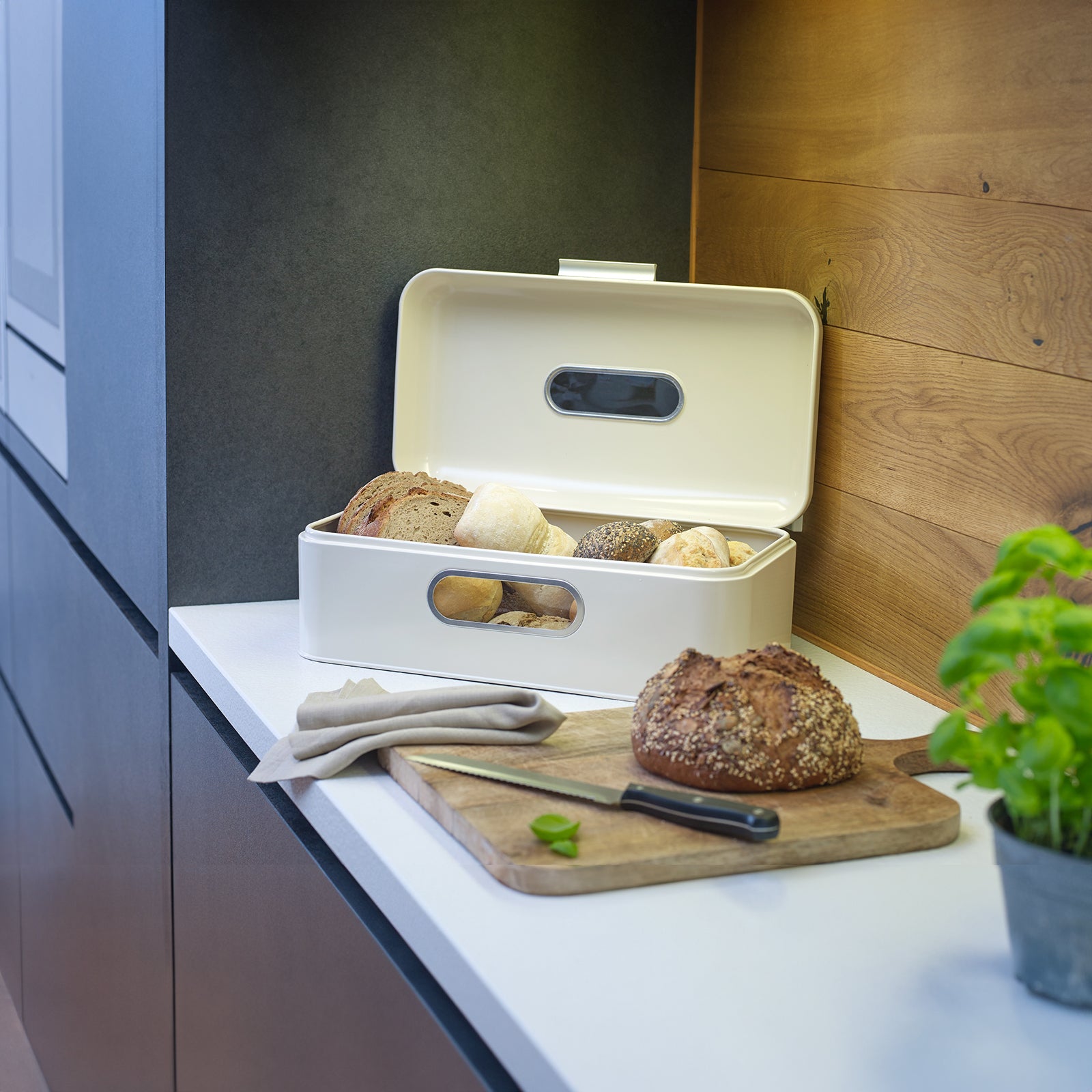 echtwerk-big-brotkasten-metall-retro-creme-mit-sichtfenster-2 image 6